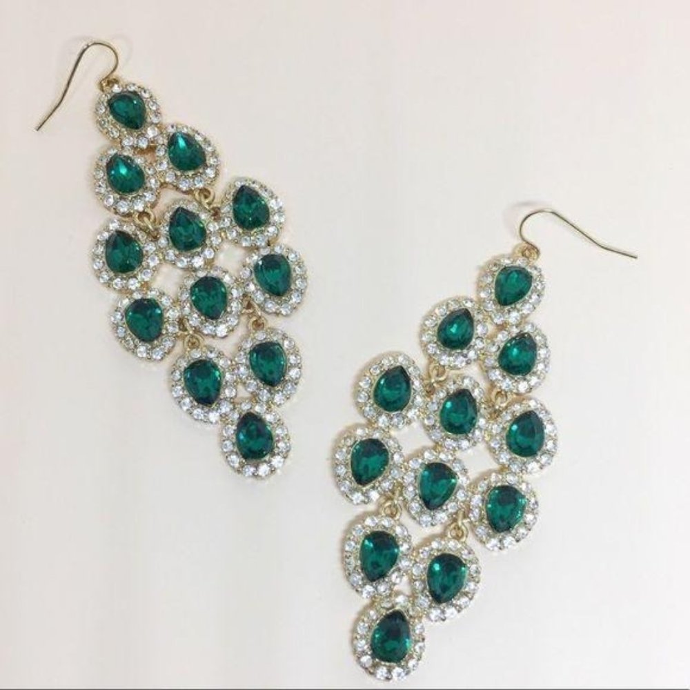 NWOT Handmade Crystal Rhombus Earrings